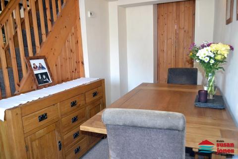 3 bedroom end of terrace house for sale - Abererch Road, Pwllheli, Pen Llyn Peninsula