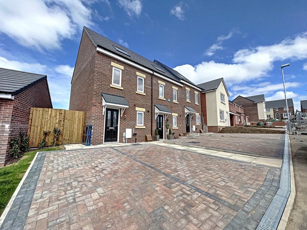 Front Exterior and Driveway