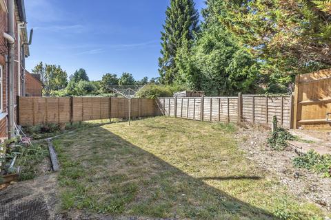 84 Stuart Crescent, Winchester, SO22 4AS