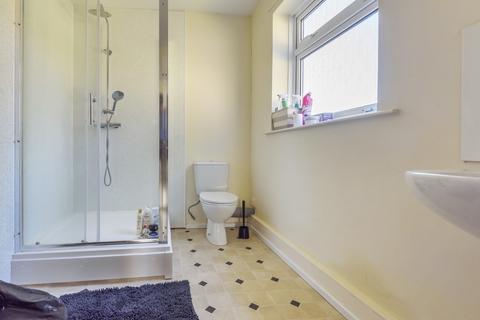 84 Stuart Crescent, Winchester, SO22 4AS