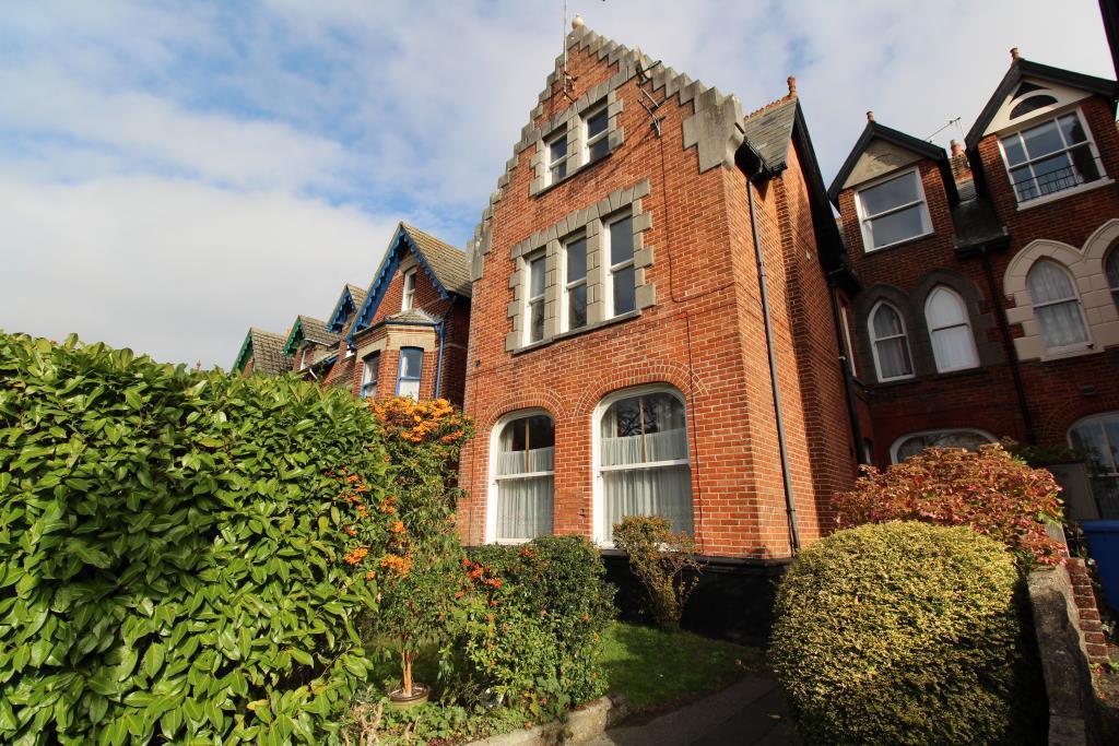 Church Road, Ashley Cross, Lower... 2 bed ground floor flat £1,150
