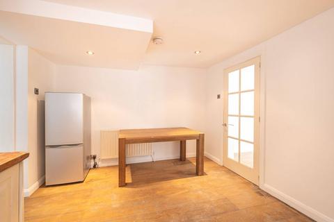 44a Cephas Avenue, London, E1 4AT