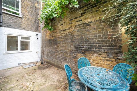 44a Cephas Avenue, London, E1 4AT