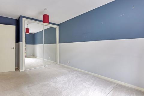 undefined, Caroline Close, Croydon