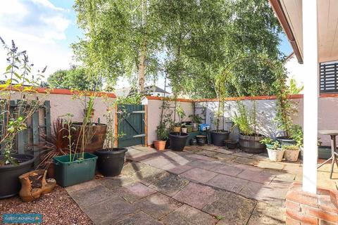 3 bedroom end of terrace house for sale - Fivash Close, Taunton