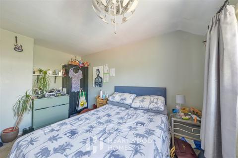 60 Caledon Road, London Colney, St Albans, AL2 1PR