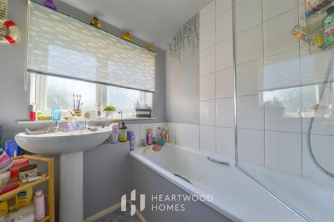 60 Caledon Road, London Colney, St Albans, AL2 1PR