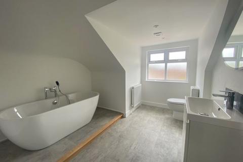 undefined, Knowle Lane, Cranleigh
