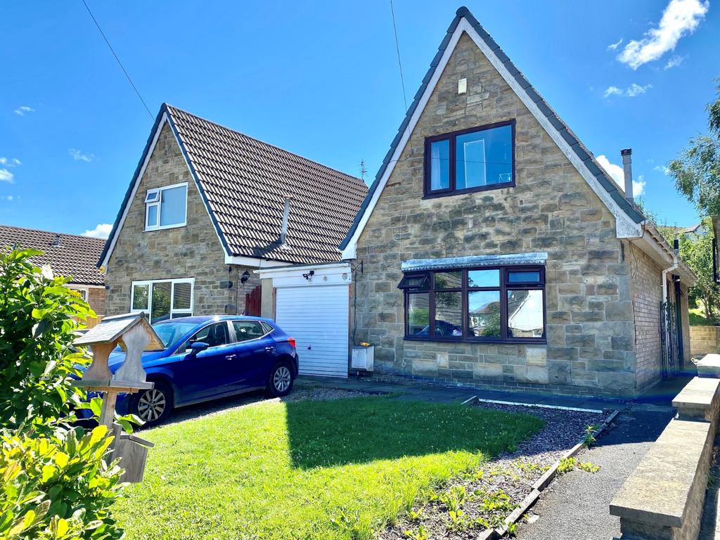 Langdale Avenue, Wyke, BD12 3 bed detached house for sale £230,000