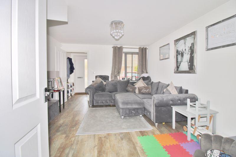 Worcester Drive, Swanley 3 bed terraced house £415,000