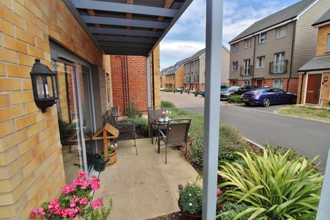 77 Discovery Drive, Swanley, BR8 8FB