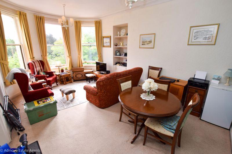 Dingle Bank Close, Lymm, WA13 0QR 1 bed apartment £170,000