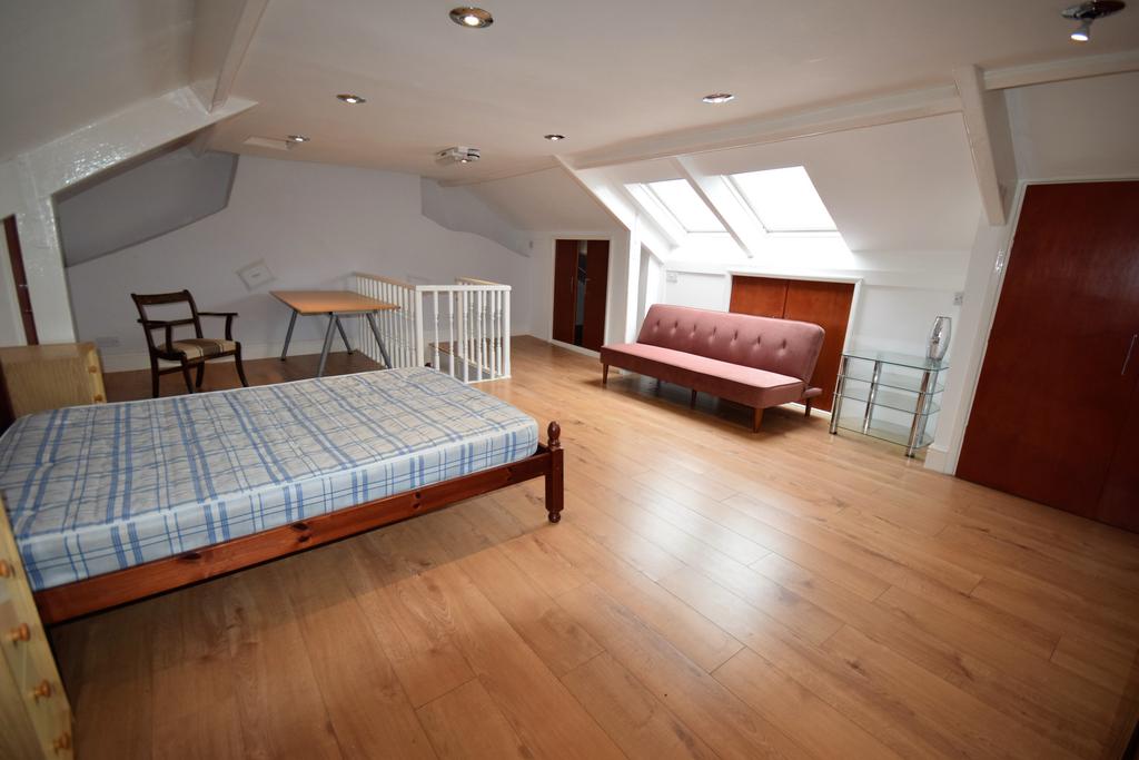 Bed 3 Reverse Angle