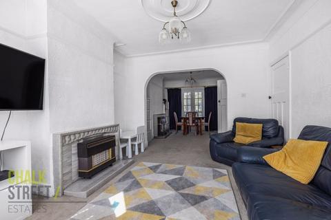 57a Heath Park Road, Romford, RM2 5UL