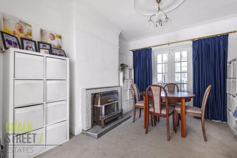 57a Heath Park Road, Romford, RM2 5UL