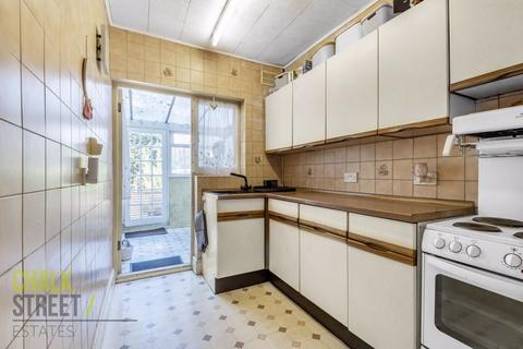 57a Heath Park Road, Romford, RM2 5UL