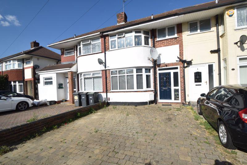 Elmore Road, Luton 3 bed terraced house £325,000