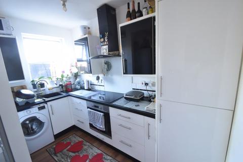 9 Elmore Road, Luton, LU2 0QB