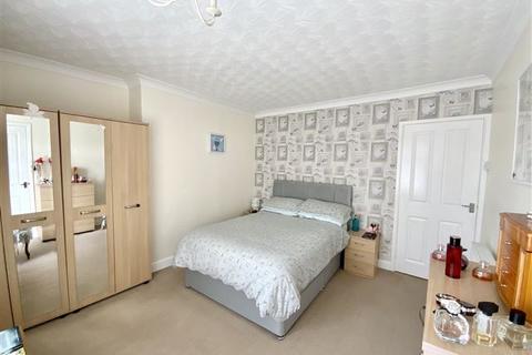 28 Boynton Road, Sheffield, S5 7HJ