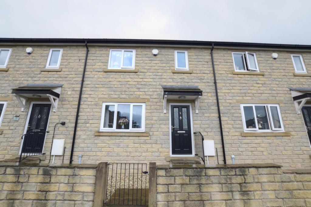 Lower Clough Street, Barrowford 3 bed mews £175,000