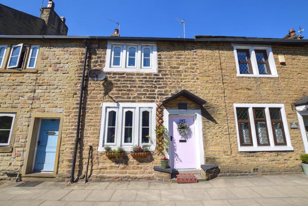 Gisburn Road, Barrowford 2 bed cottage £210,000