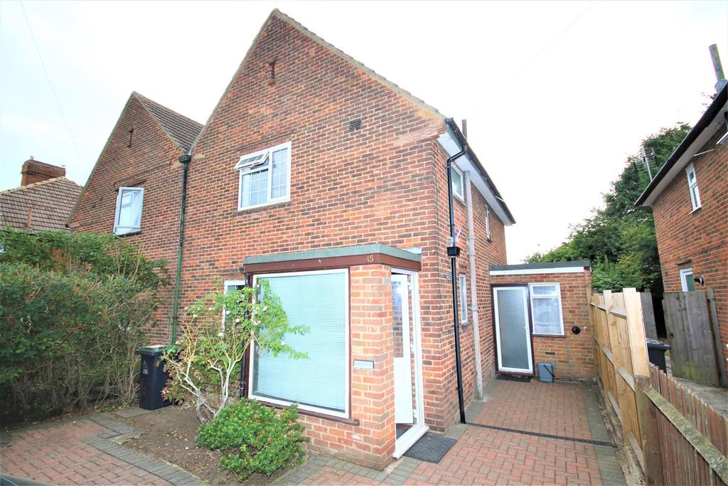 Mandeville Road, Canterbury 4 bed house £1,400 pcm (£323 pw)