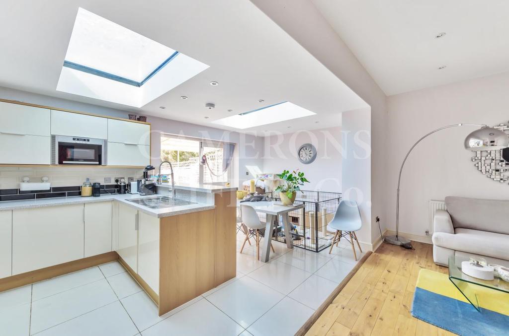 Anson Road, NW2 3 bed flat £799,995