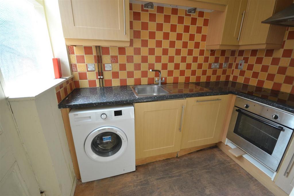 Fitted kitchen