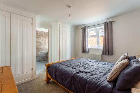 14 Downsview, Small Dole, Henfield, BN5 9YB