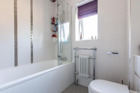 12 Jackson Close, Greenhithe, DA9 9QH