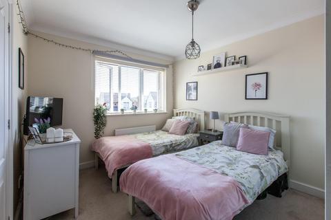 12 Jackson Close, Greenhithe, DA9 9QH