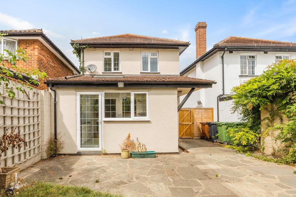 HEATHERSIDE ROAD, 38 (16 FROM 26)-23.jpg