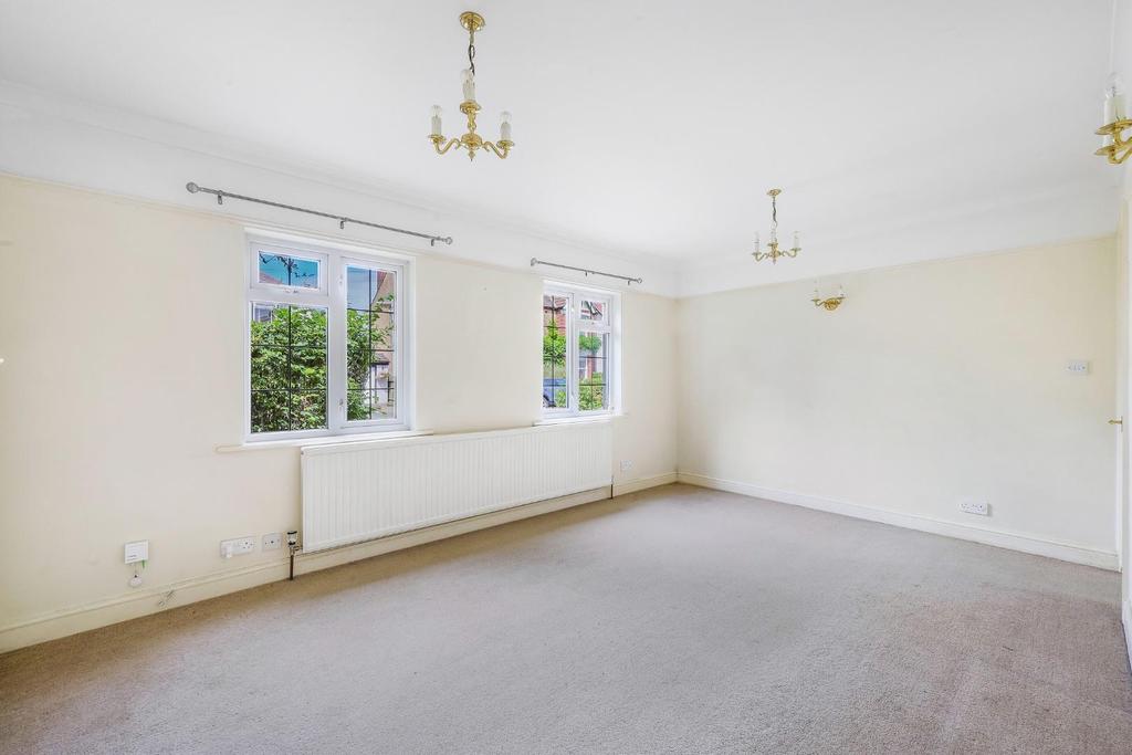 HEATHERSIDE ROAD, 38 (16 FROM 26)-19.jpg