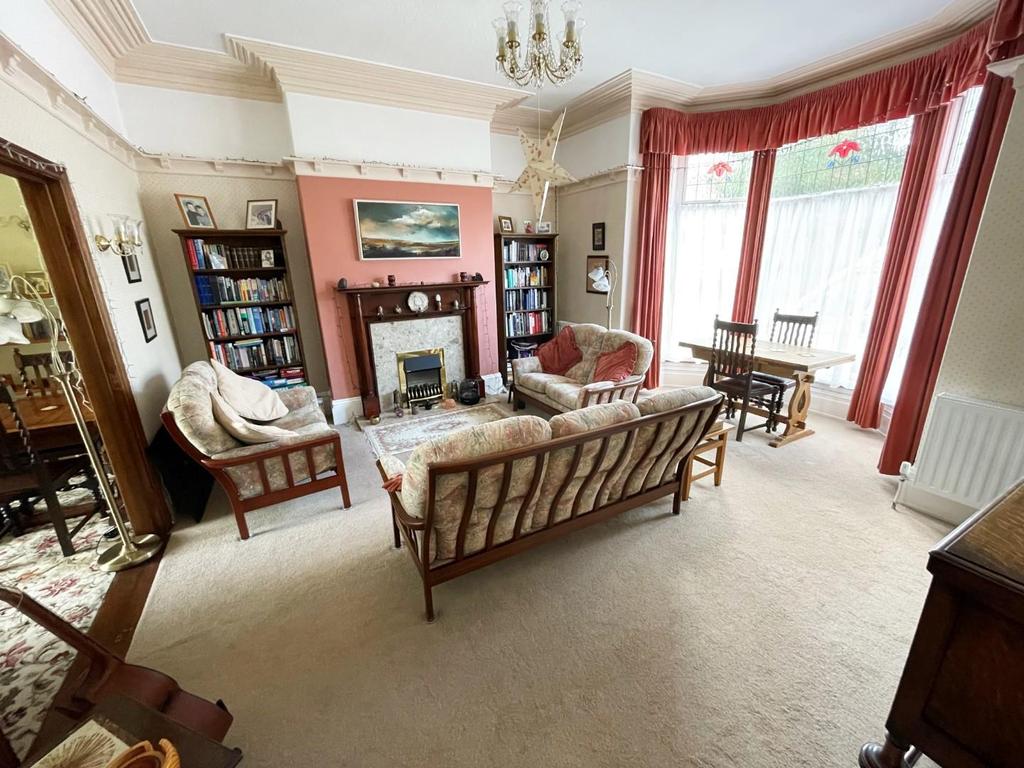 Front lounge