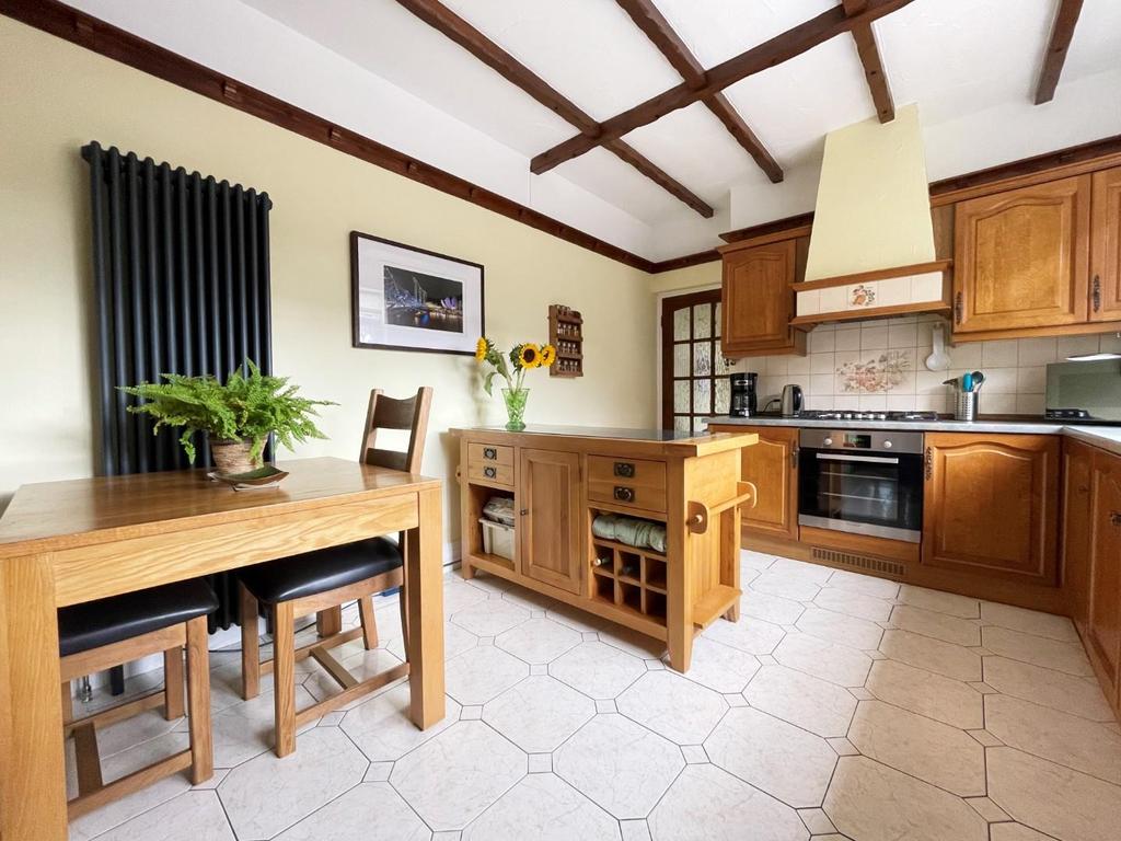 Kitchen diner