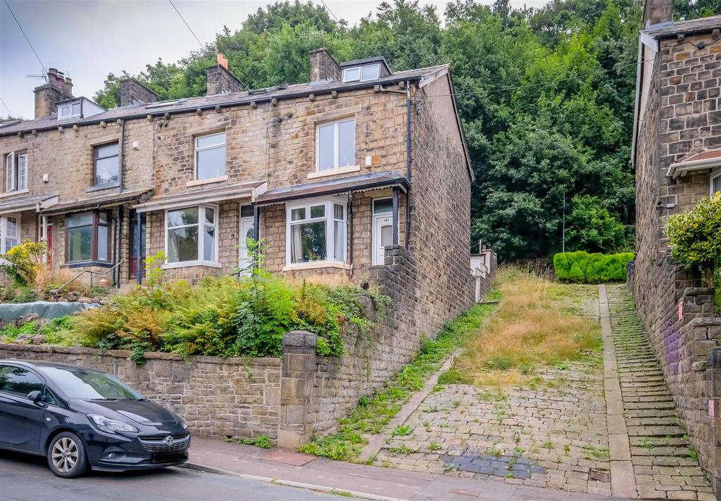 Jubilee Road, Siddal, Halifax 2 bed end of terrace house for sale £