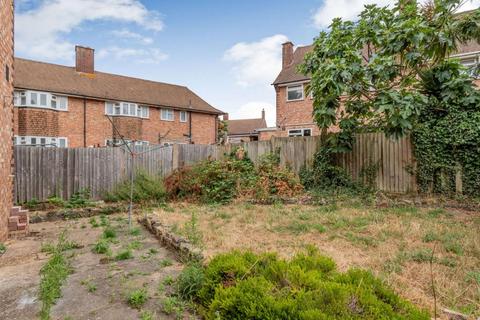 56 Crockham Way, London, SE9 3HE