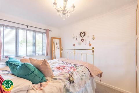 57 The Avenue, Bessacarr, Doncaster, DN4 5JZ