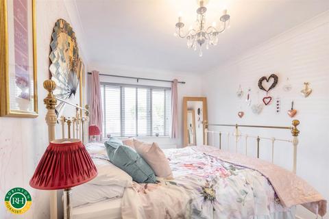 57 The Avenue, Bessacarr, Doncaster, DN4 5JZ