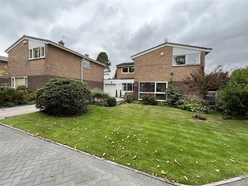 Higher Downs, Knutsford 4 bed house £550,000