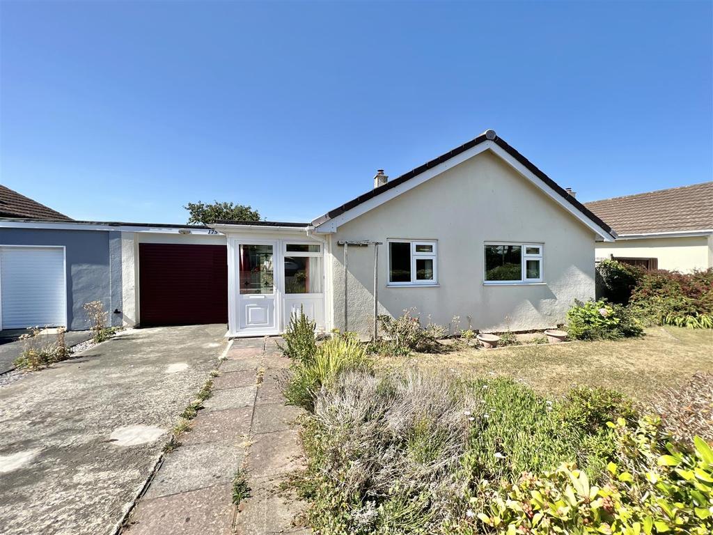 North Boundary Road, Brixham 2 bed bungalow £375,000