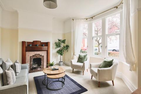 8 Baron Road, Penarth, CF64 3UD