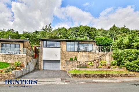 7 Devon Drive, Diggle, Oldham, OL3 5PP