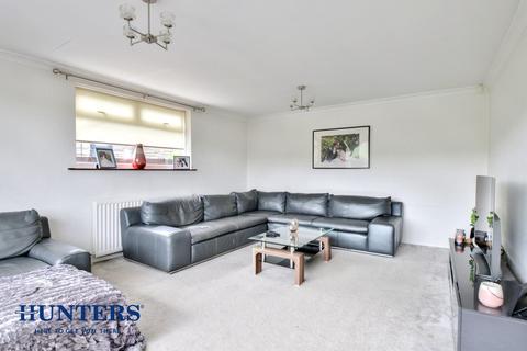 7 Devon Drive, Diggle, Oldham, OL3 5PP