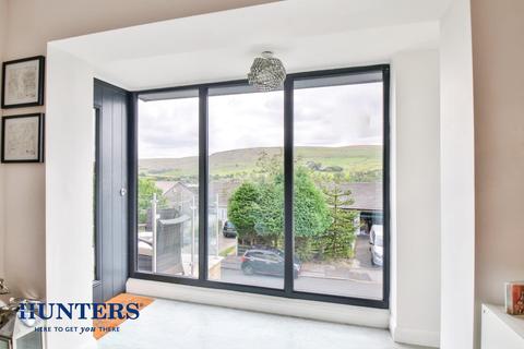 7 Devon Drive, Diggle, Oldham, OL3 5PP