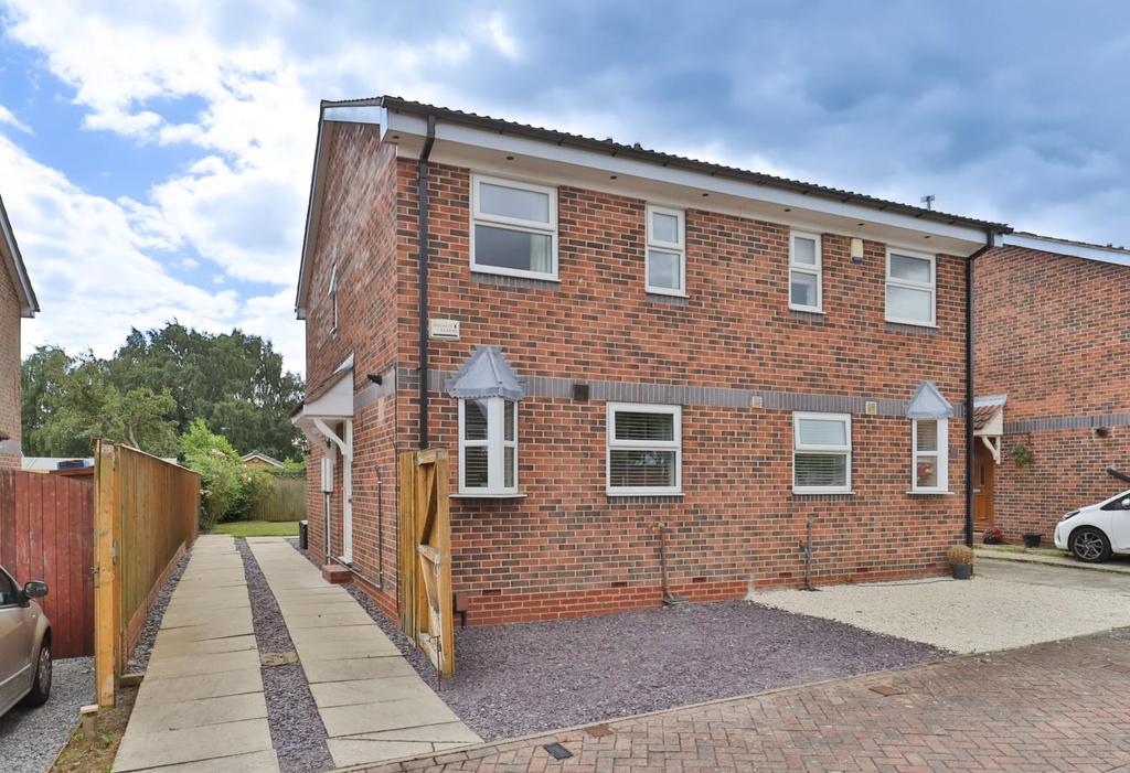 Waterman Court, York 2 bed semidetached house £275,000
