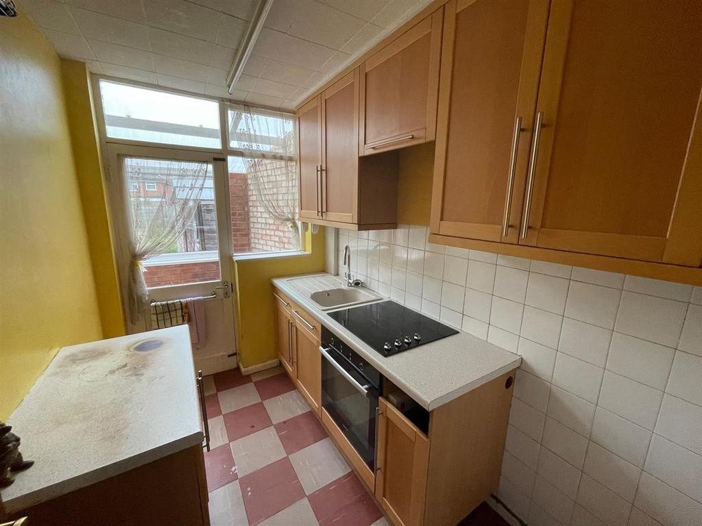 Velsheda Road, Shirley, Solihull 3 bed semidetached house £250,000