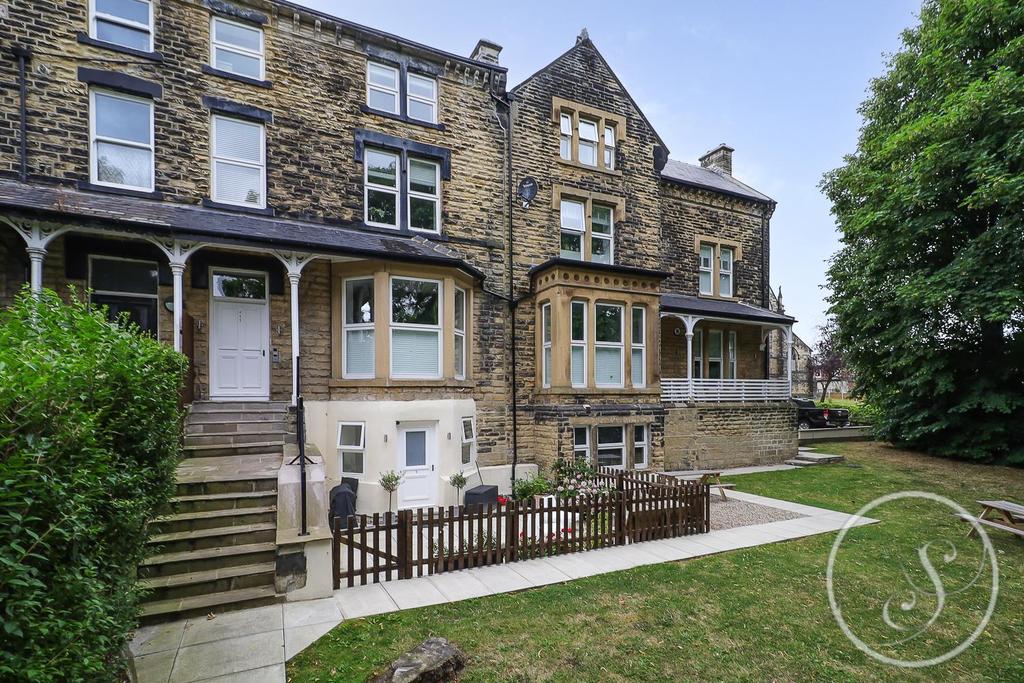 Chapeltown Road, Chapel Allerton, Leeds 2 bed apartment for sale £210,000