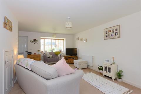 3 bedroom semi-detached house for sale, Linden Fields, Minsterley, Shrewsbury