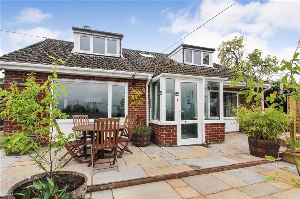 Trefonen 3 bed detached bungalow for sale £425,000